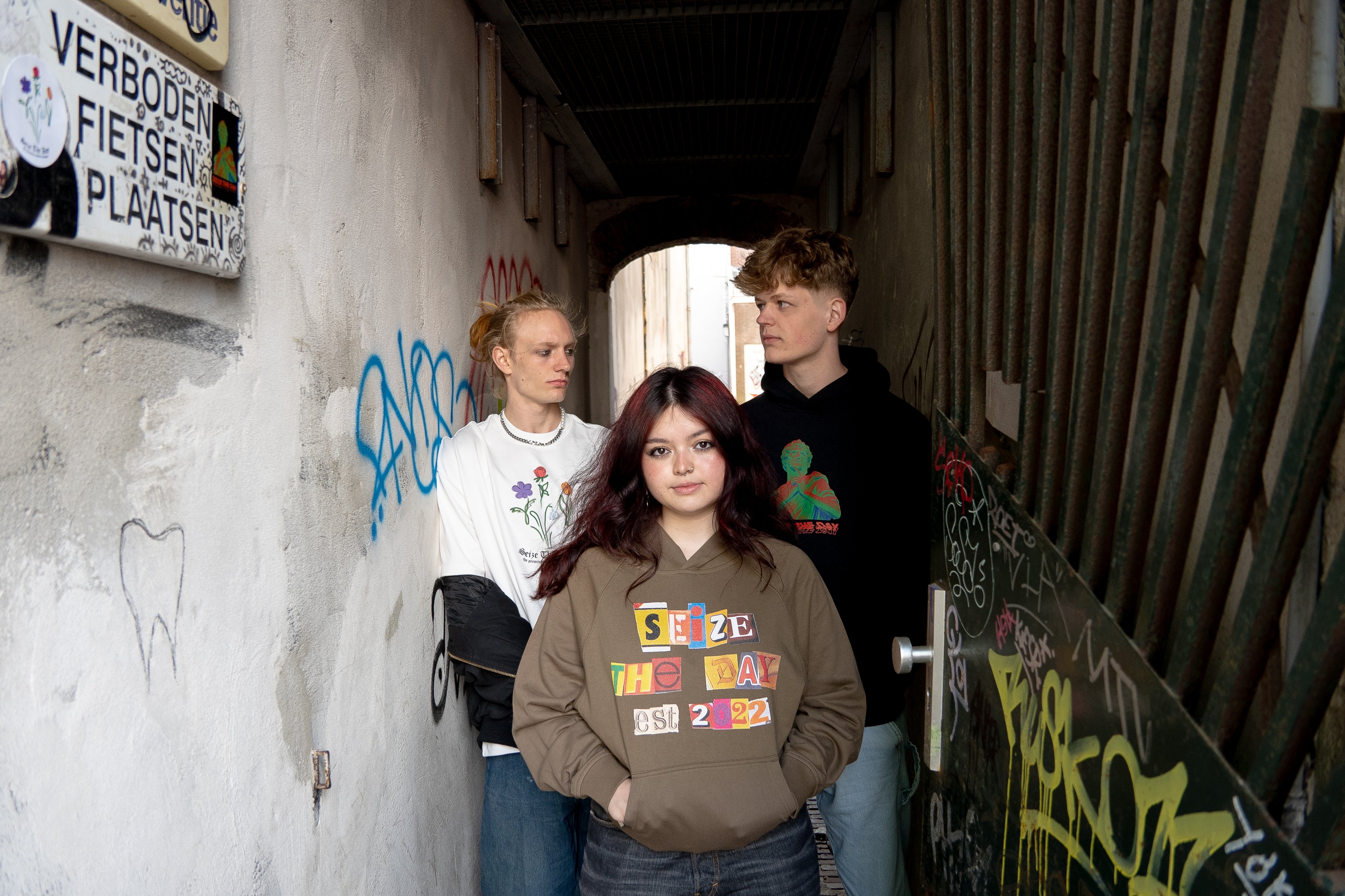 Groepsfoto van modellen in Collectie II van Seize the Day