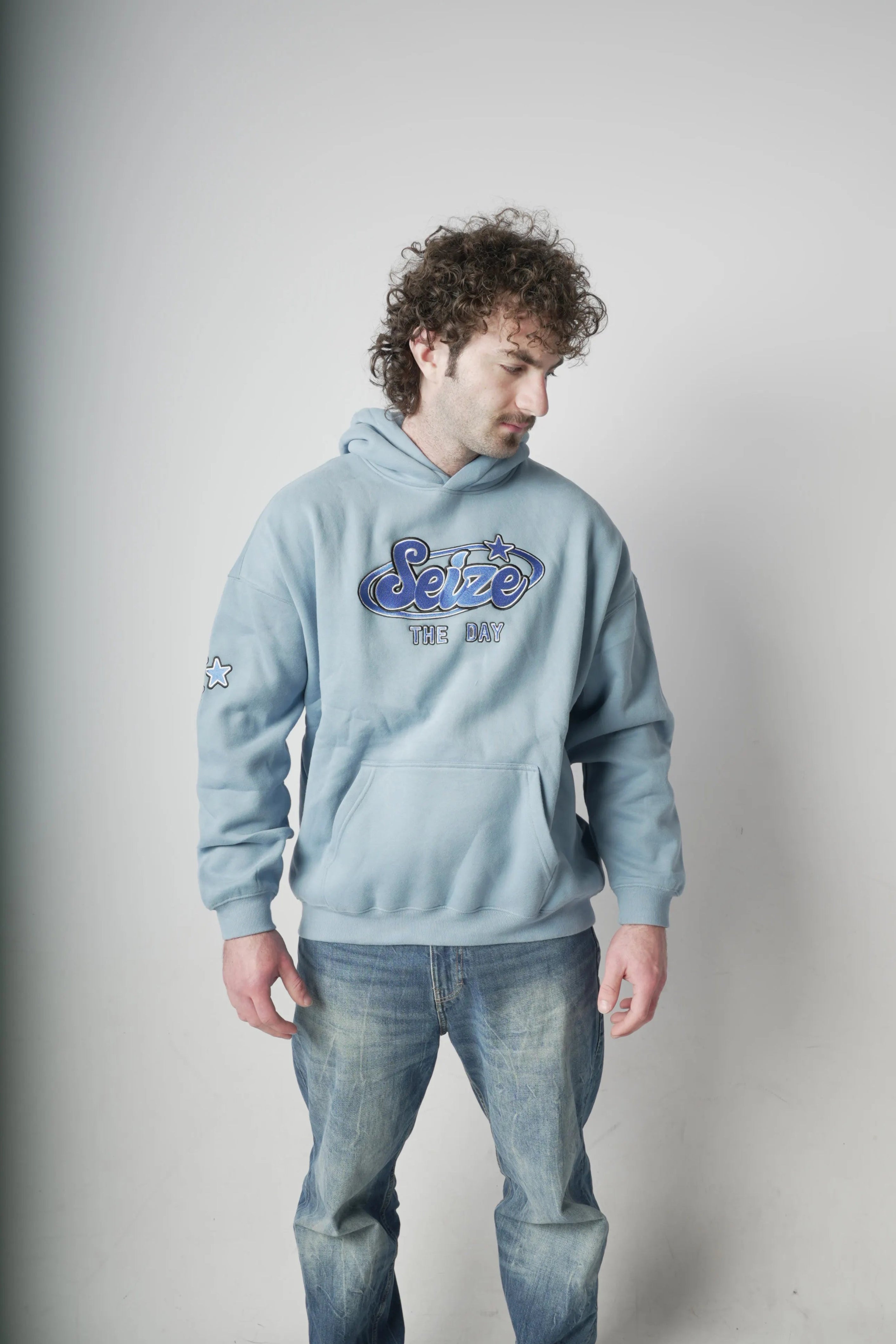 Model in Orbit Blue Hoodie van Seize the day 