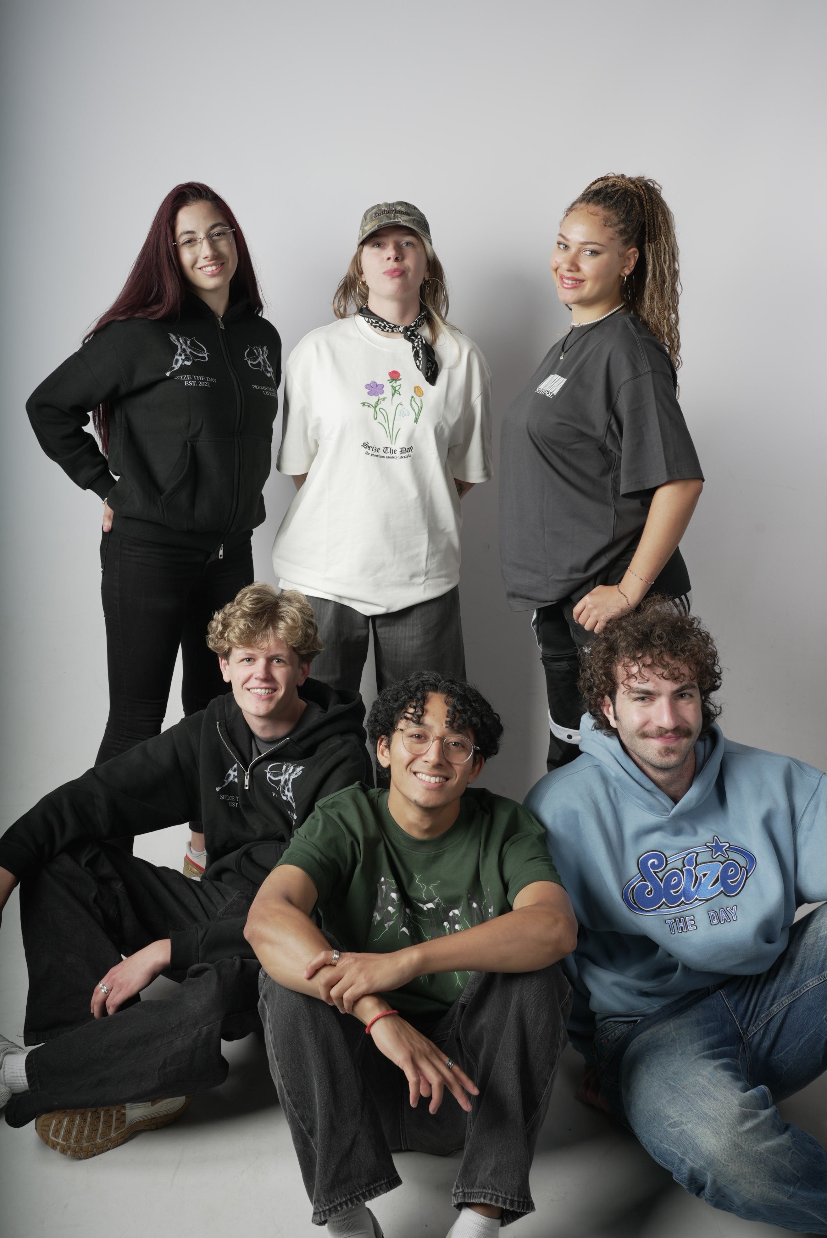 Groepsfoto van modellen van Seize the Day voor Collectie III