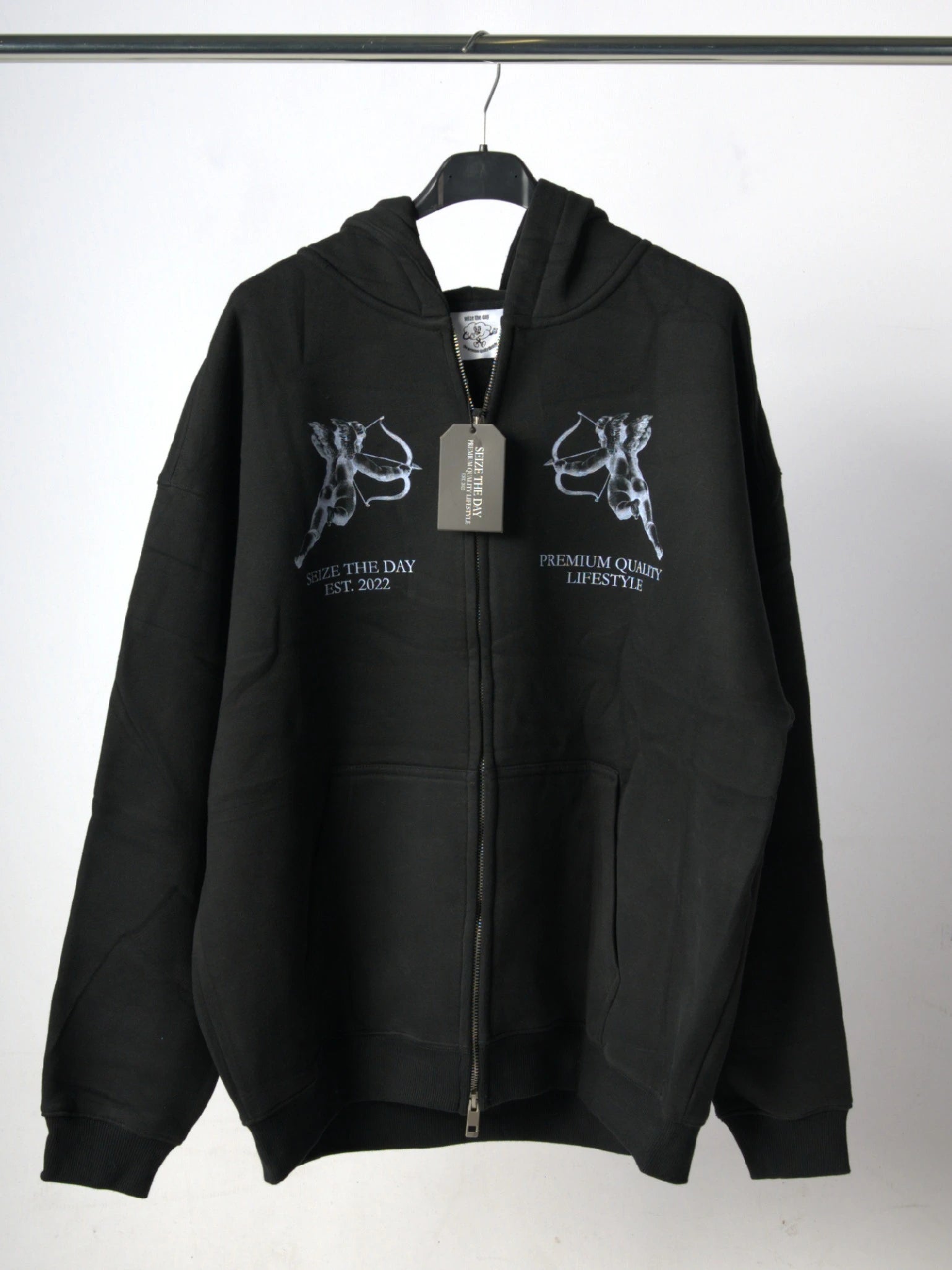 Archway Zip Hoodie van Seize the day voorkant